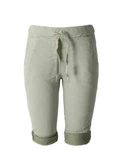 Uta Capri Shorts