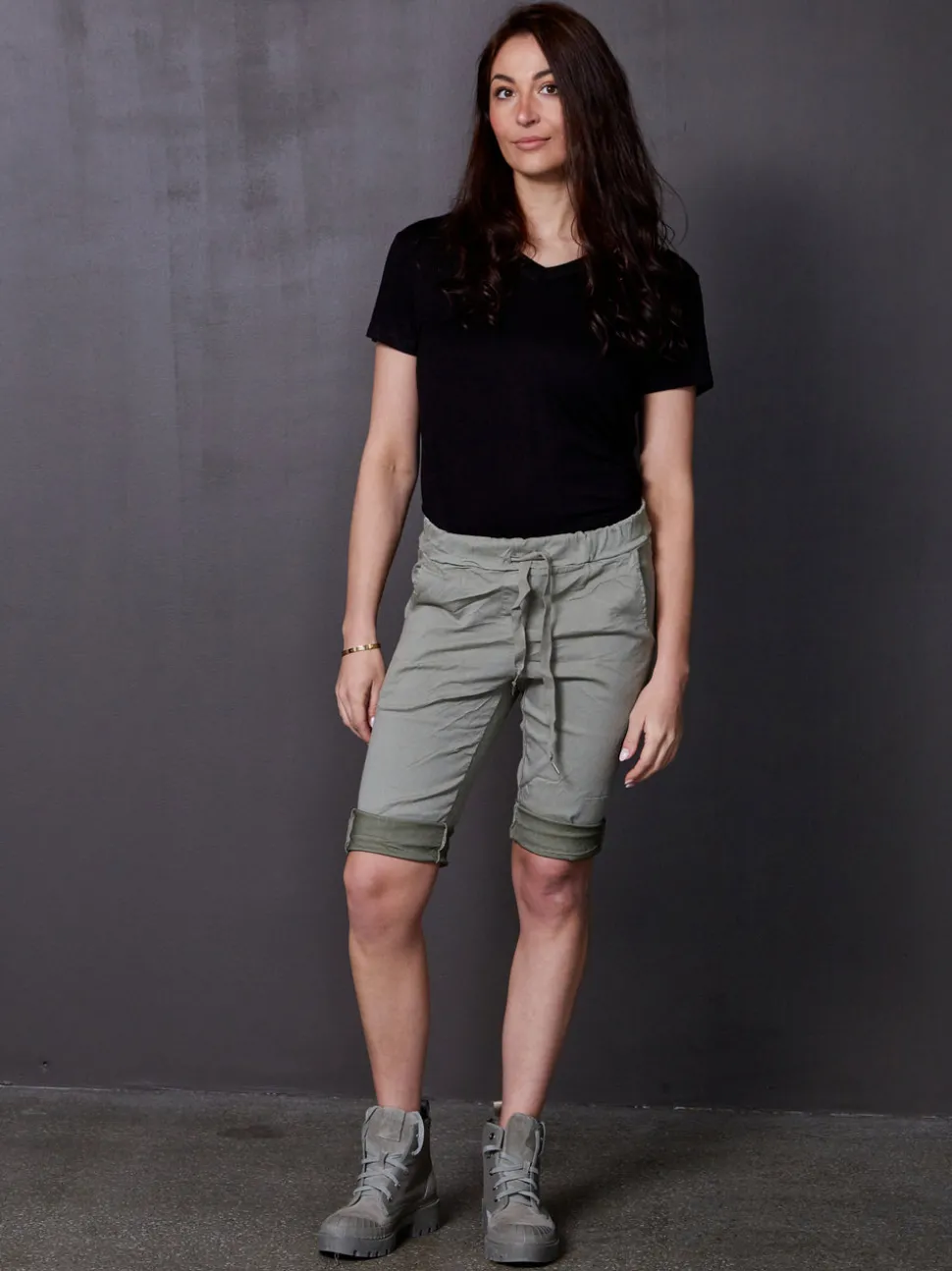 Uta Capri Shorts