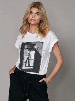YANISA t-shirt