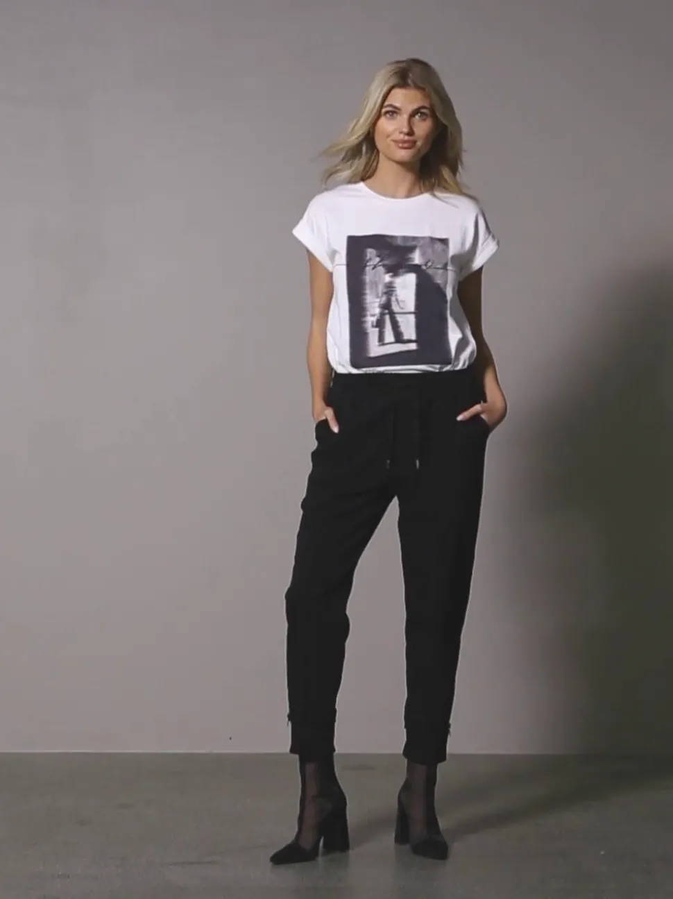 YANISA t-shirt