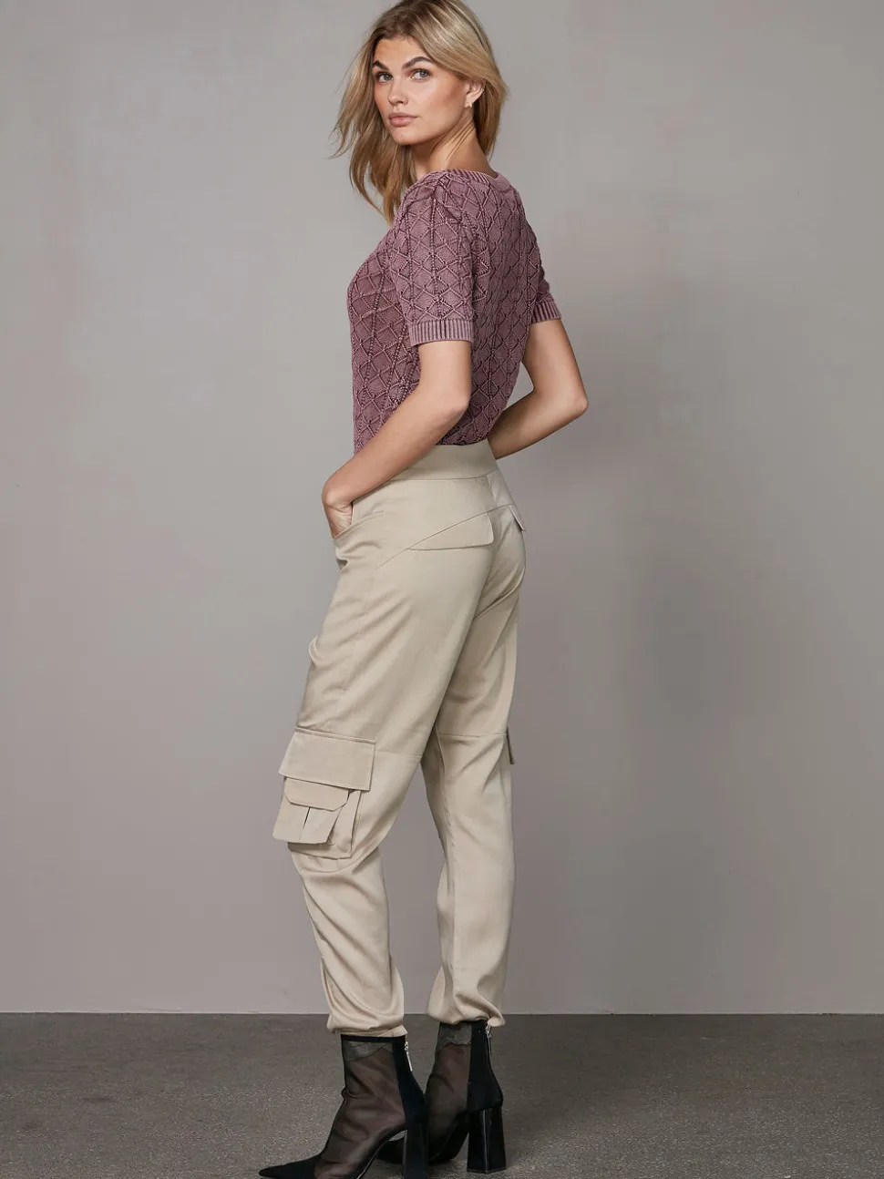 YEO s/s strikbluse